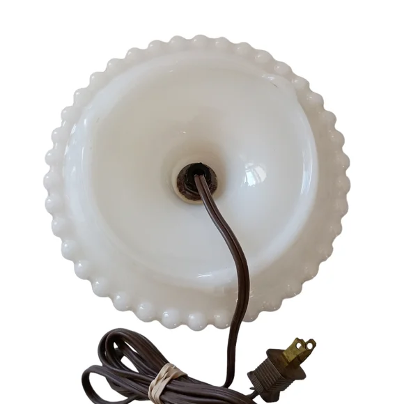 Milk Glass Hurricane Lamp Boudoir Bedside Table Light Floral Hobnail Edge Vtg. - Picture 12 of 16